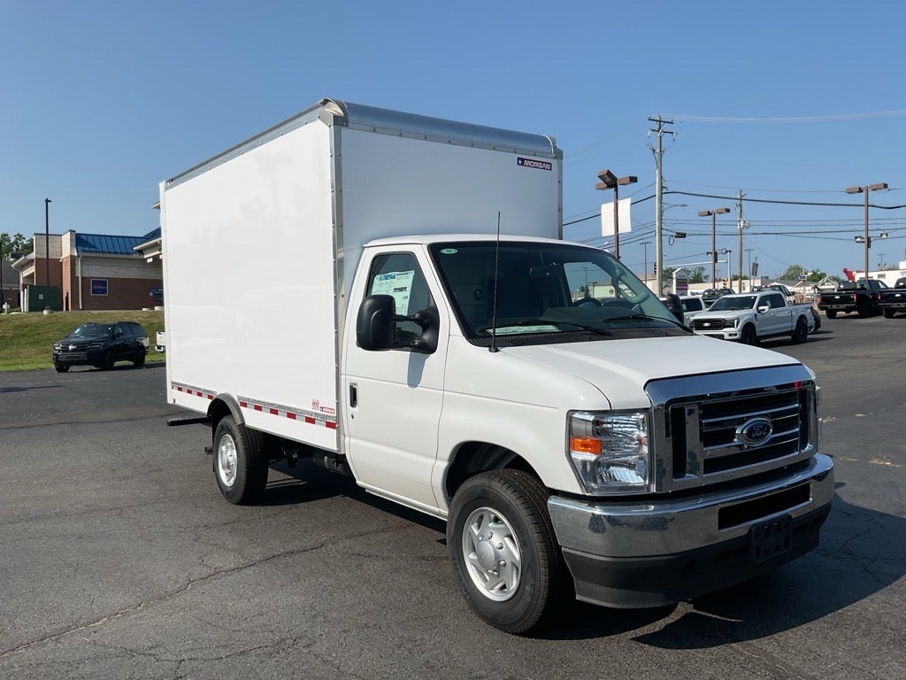2025 Ford E-350SD Base 12 FT Box Van