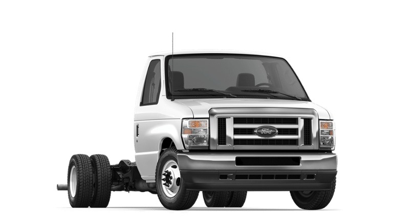 2025 Ford E-450 Cutaway Base 17 FT Box Van
