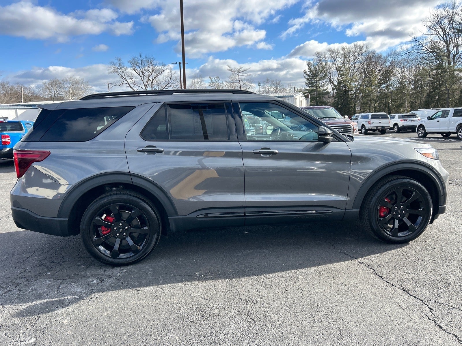 2022 Ford Explorer ST