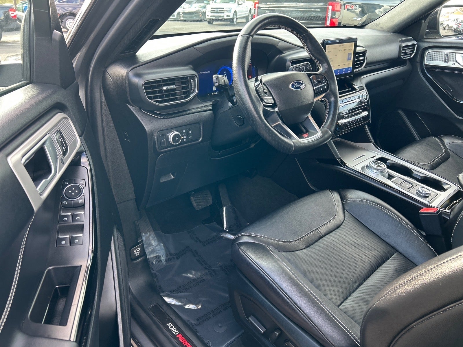 2022 Ford Explorer ST