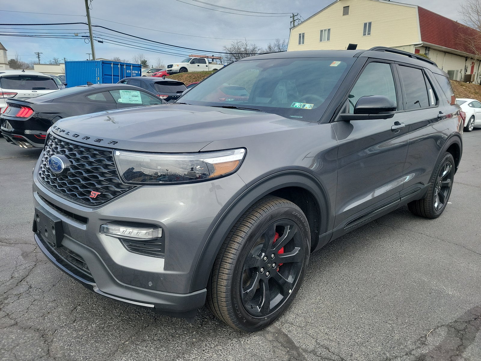 2023 Ford Explorer ST