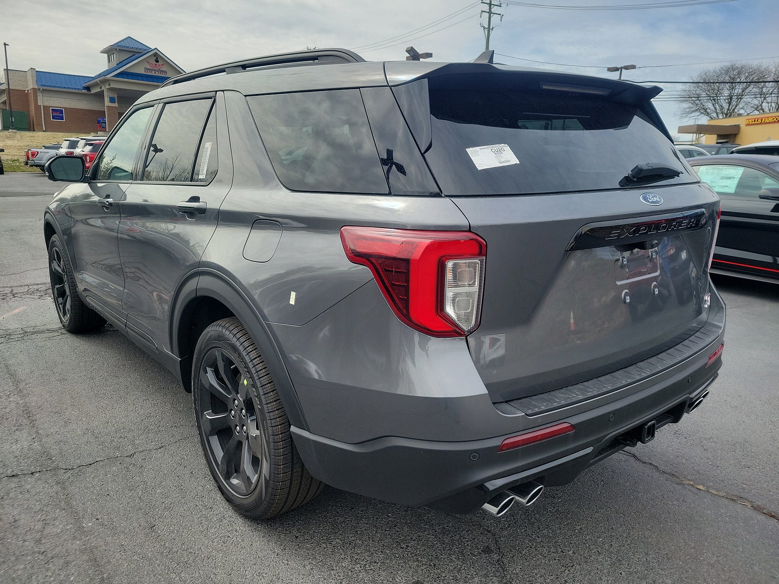 2023 Ford Explorer ST