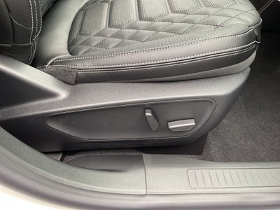 2024 Ford Escape Plug-In Hybrid Base