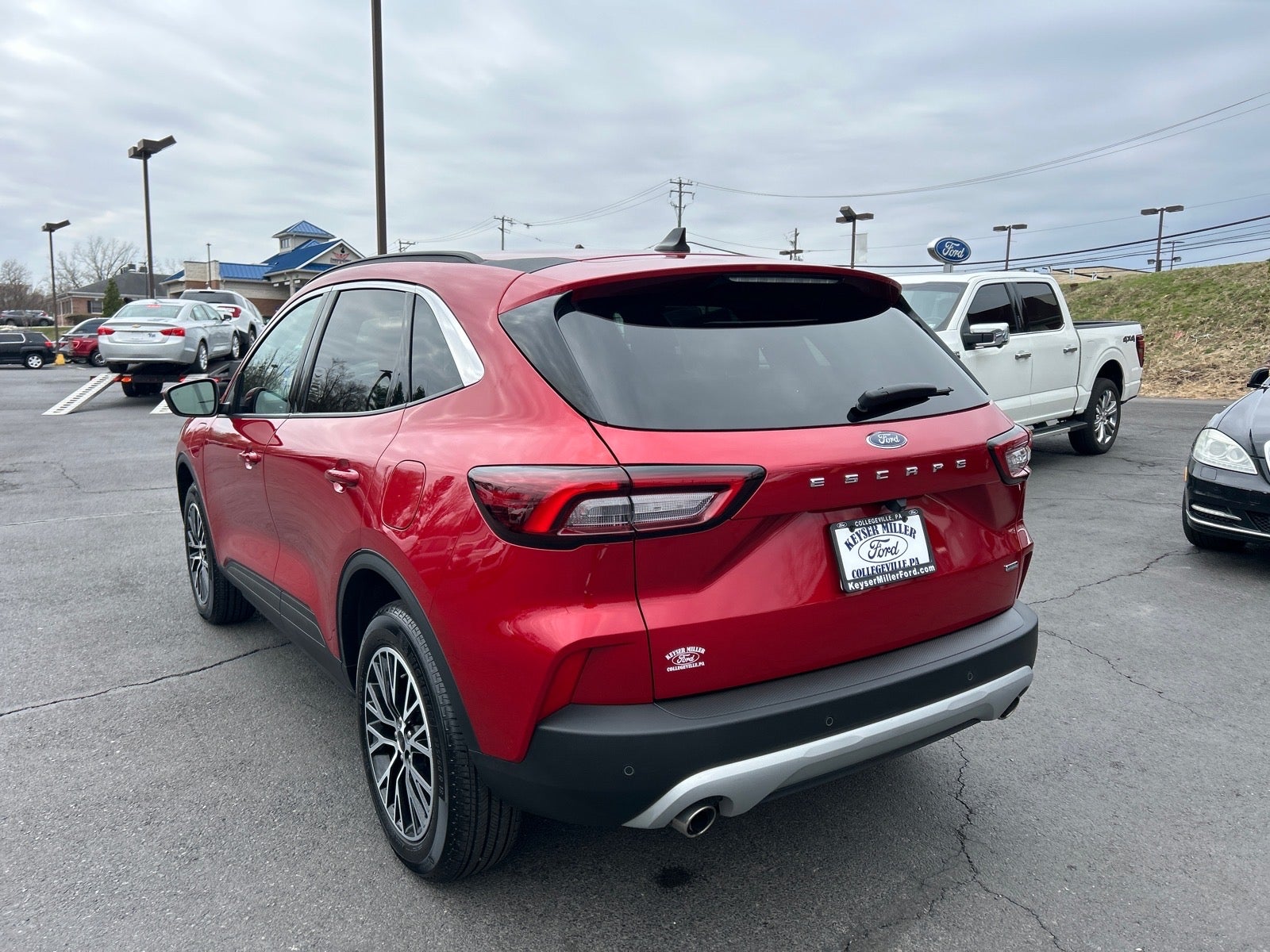 2024 Ford Escape Plug-In Hybrid Base