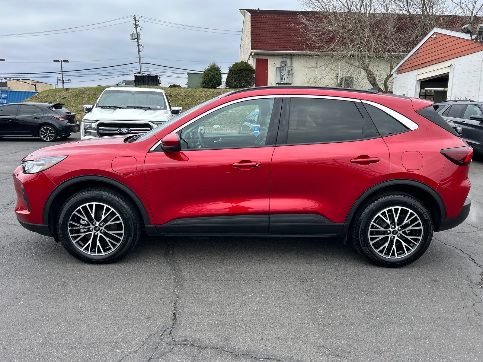 2024 Ford Escape Plug-In Hybrid Base