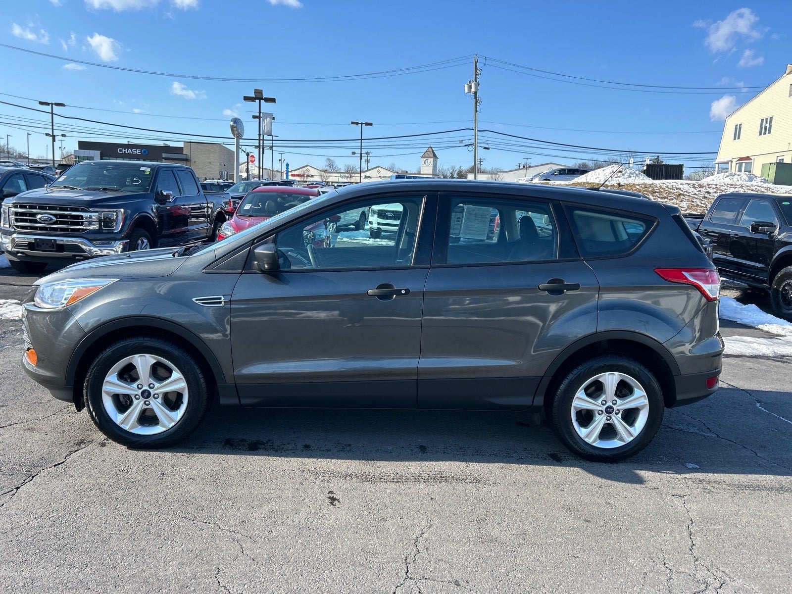 2016 Ford Escape S