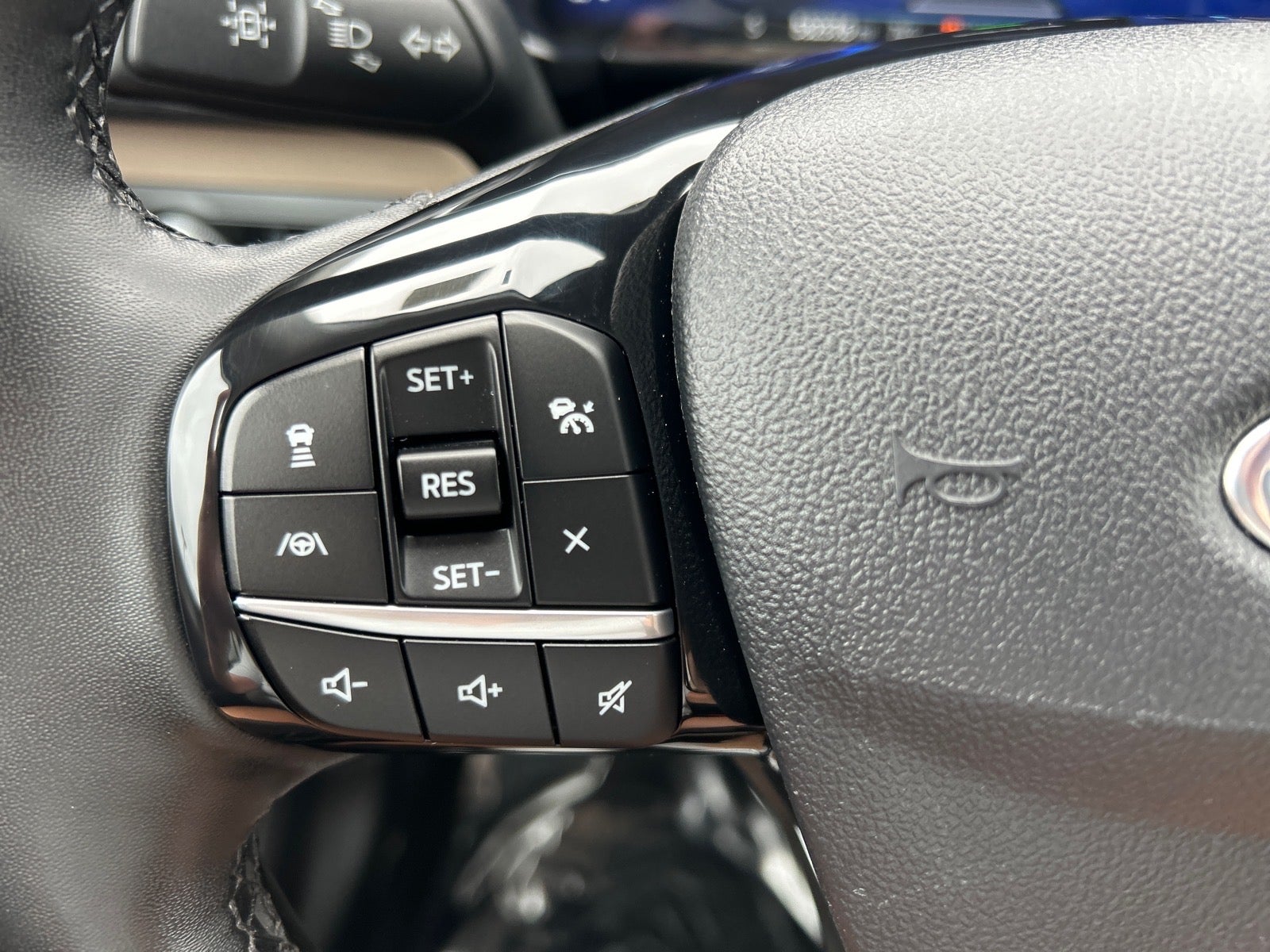 2021 Ford Escape Plug-In Hybrid Titanium