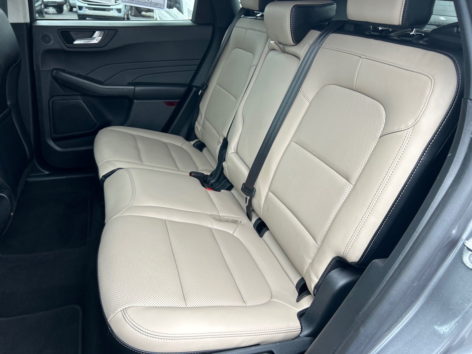 2021 Ford Escape Plug-In Hybrid Titanium