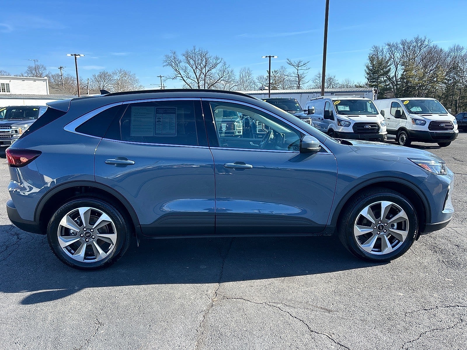 2025 Ford Escape Platinum