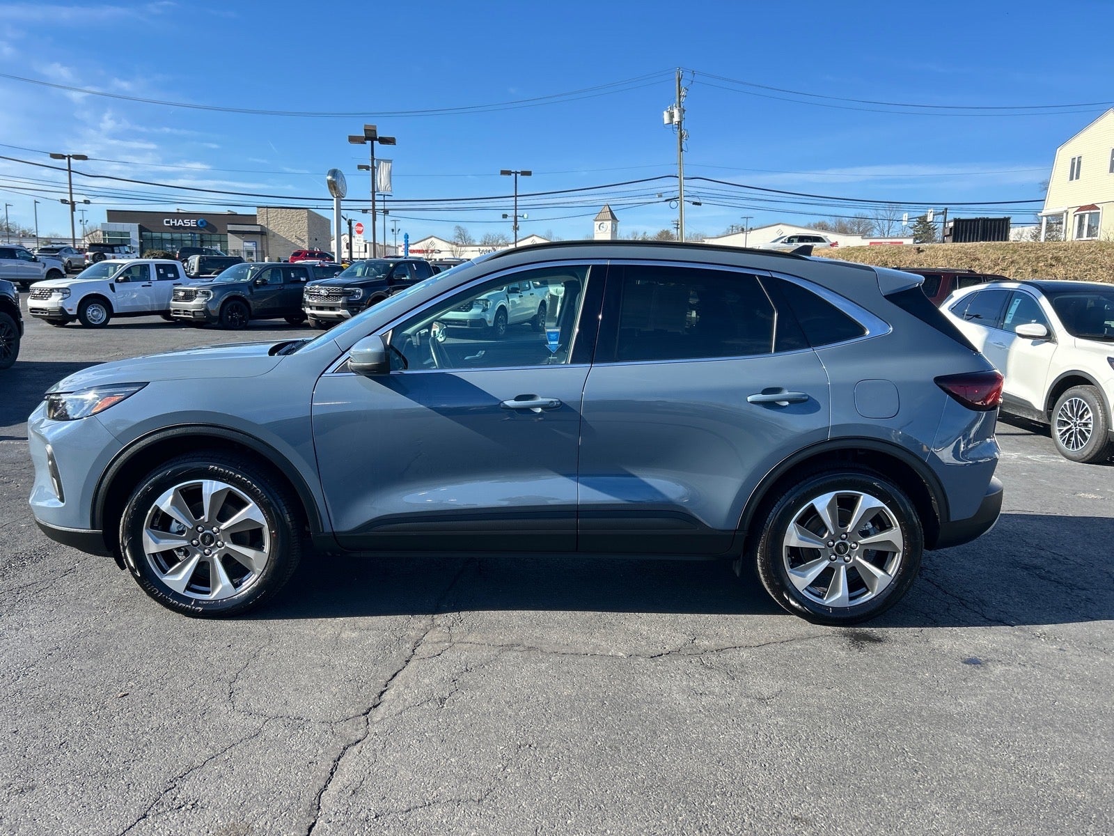 2025 Ford Escape Hybrid Platinum