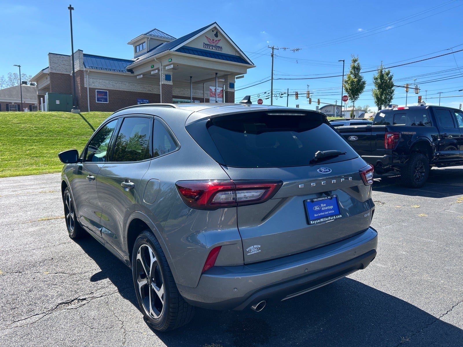 2023 Ford Escape ST-Line Select