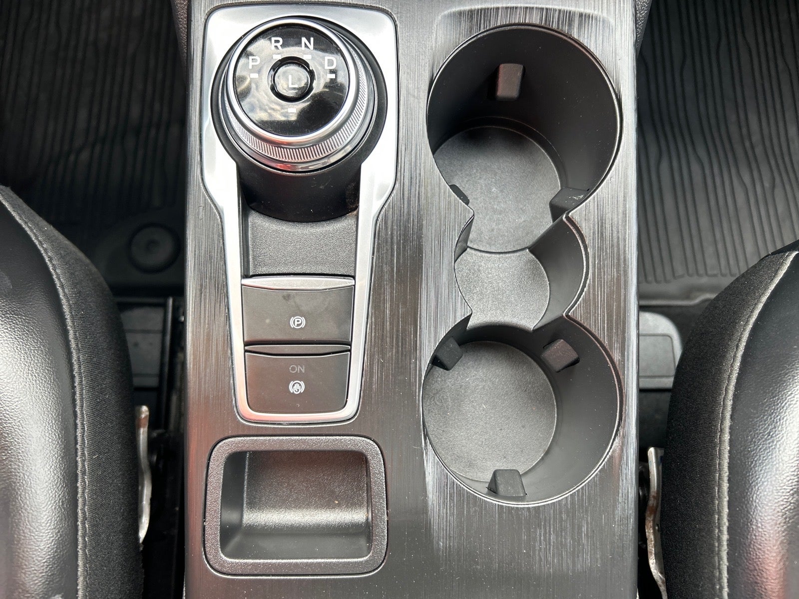 2024 Ford Escape ST-Line Select