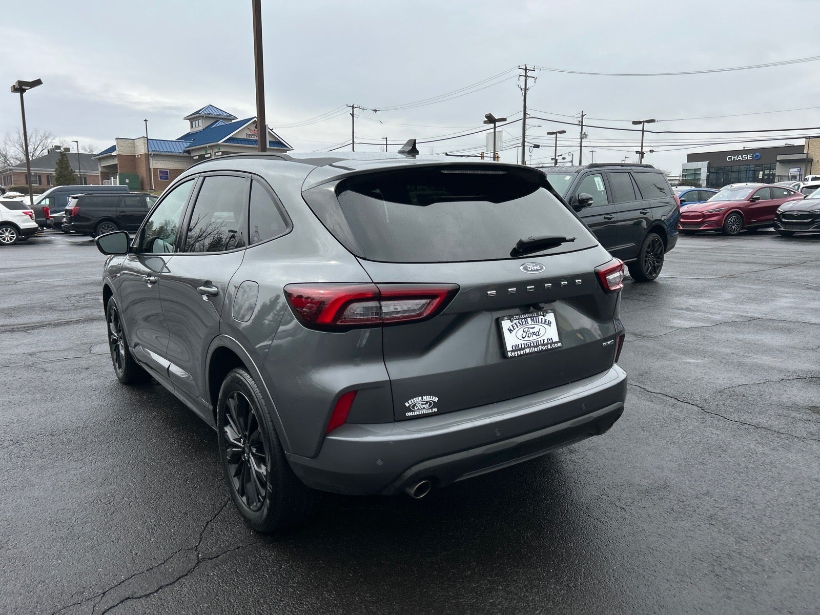 2023 Ford Escape ST-Line Elite