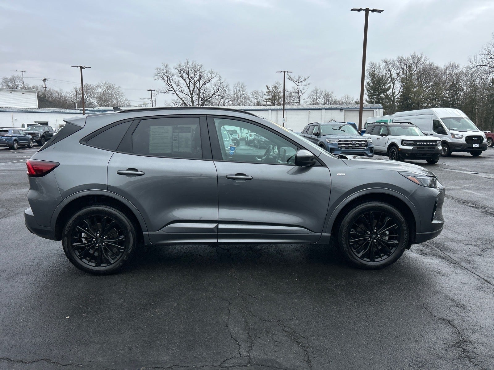 2023 Ford Escape ST-Line Elite