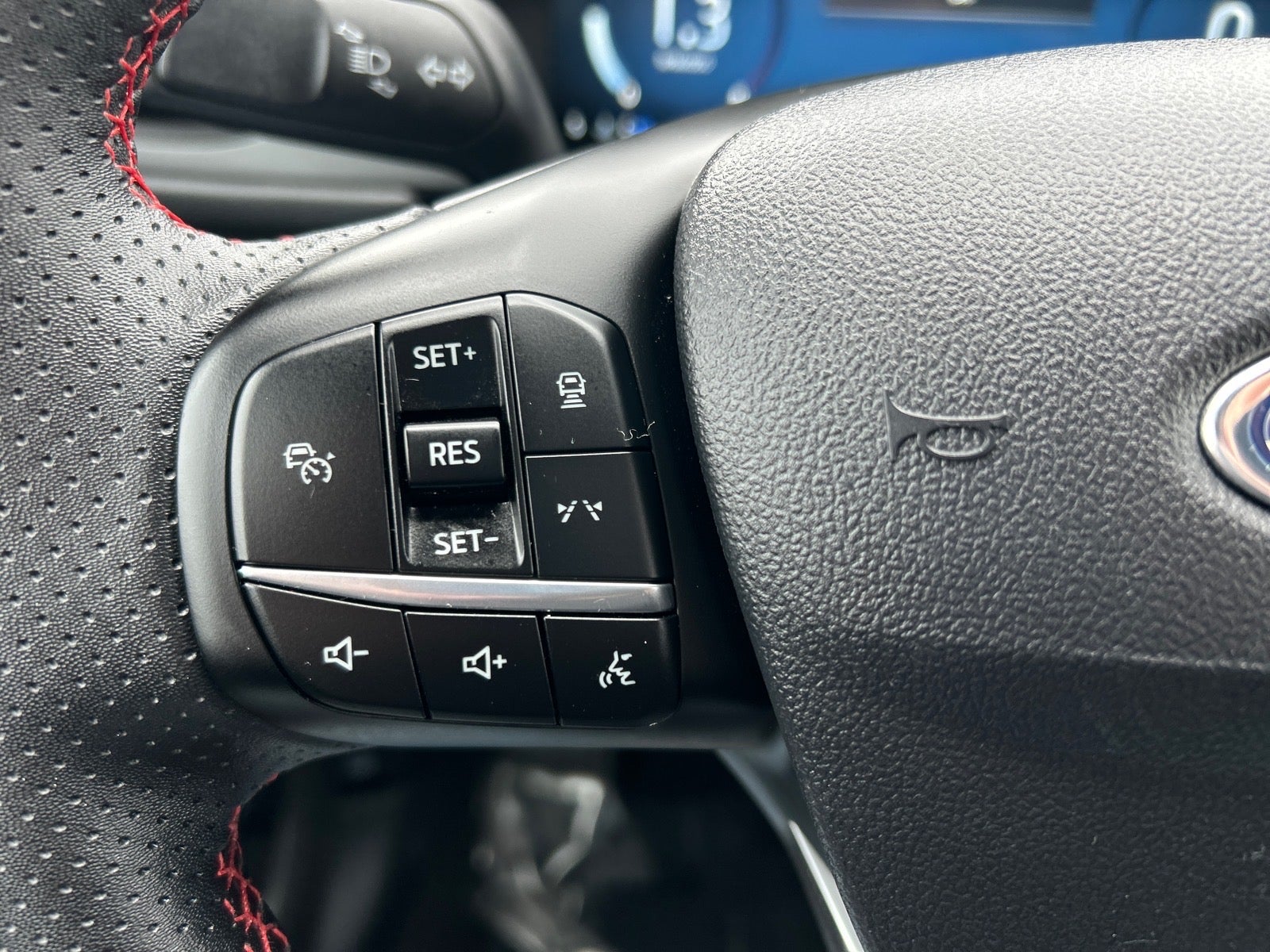 2023 Ford Escape ST-Line Elite