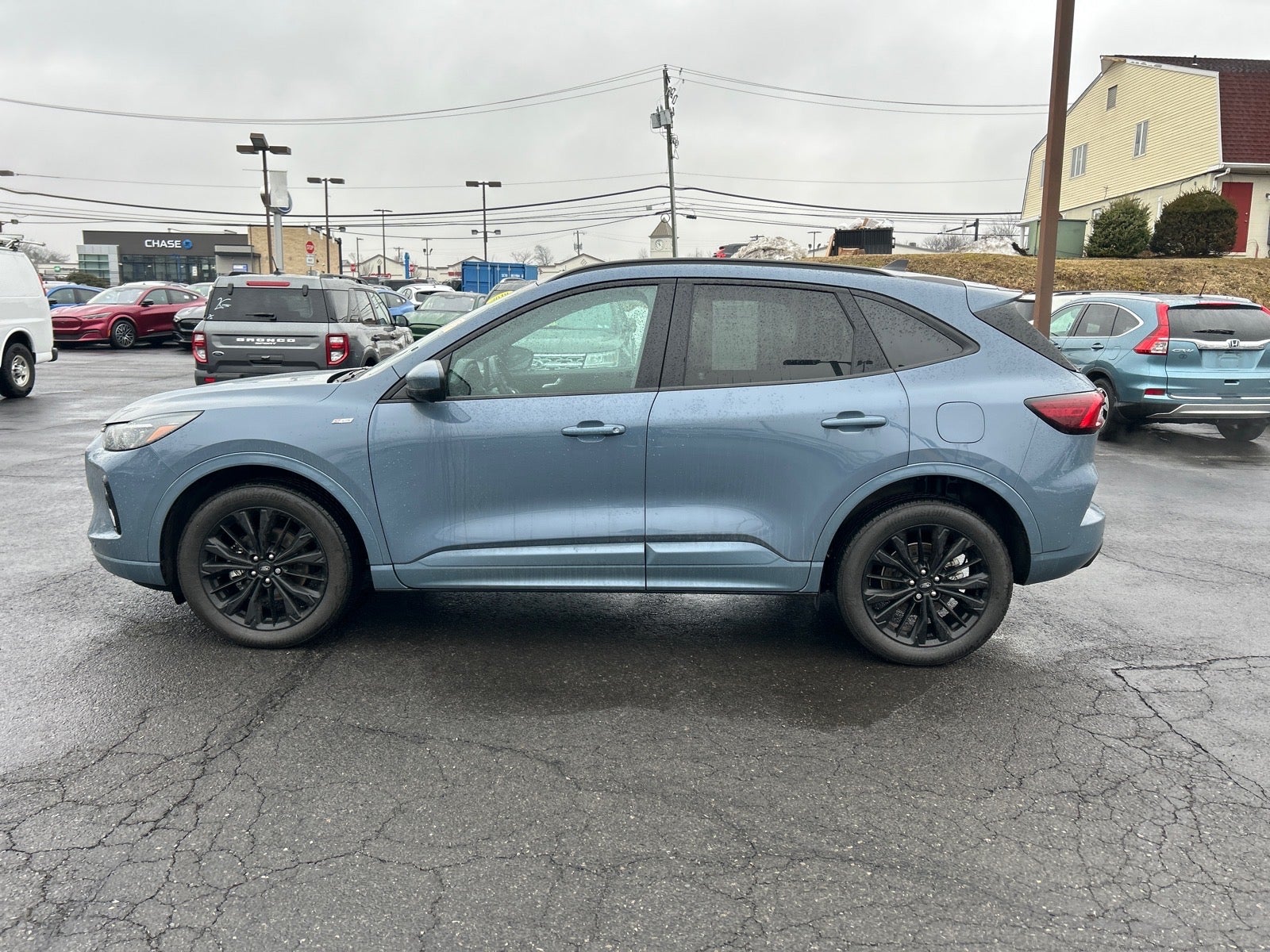 2023 Ford Escape ST-Line Elite