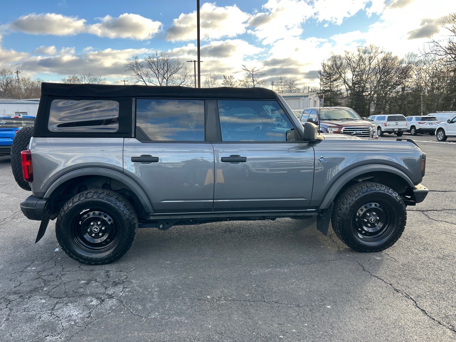2022 Ford Bronco Black Diamond