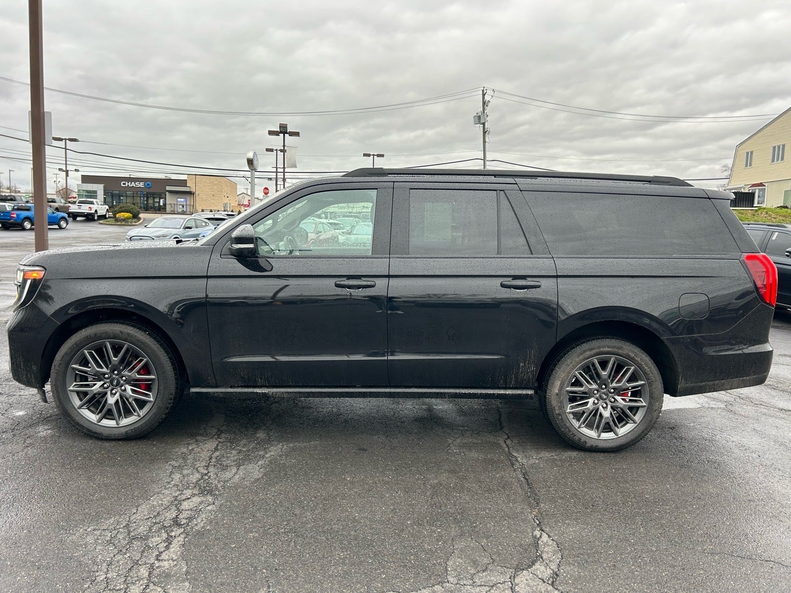 2025 Ford Expedition Max Platinum