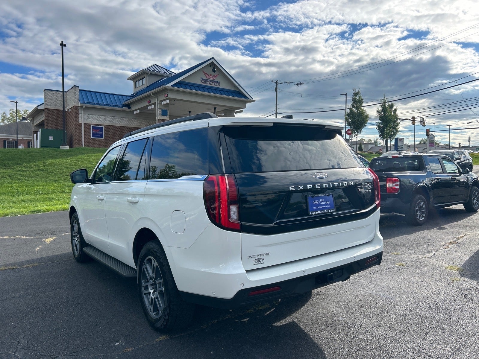 2025 Ford Expedition Active