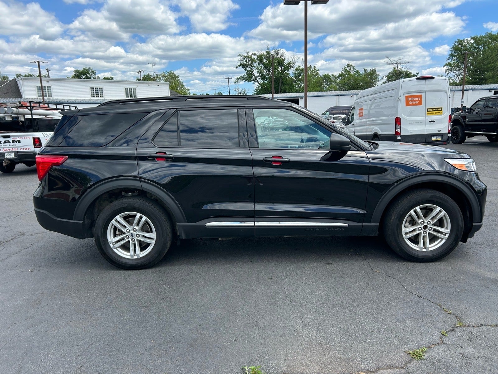 2024 Ford Explorer XLT