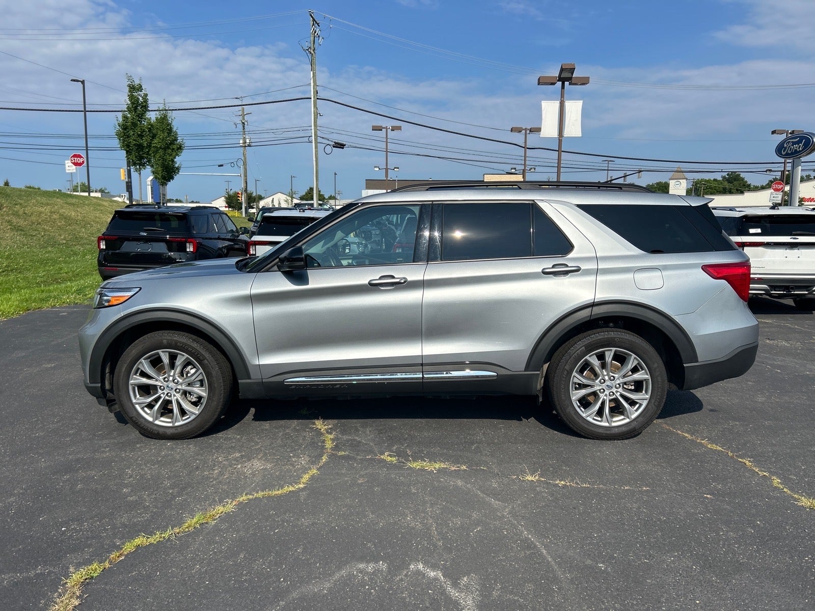 2024 Ford Explorer XLT