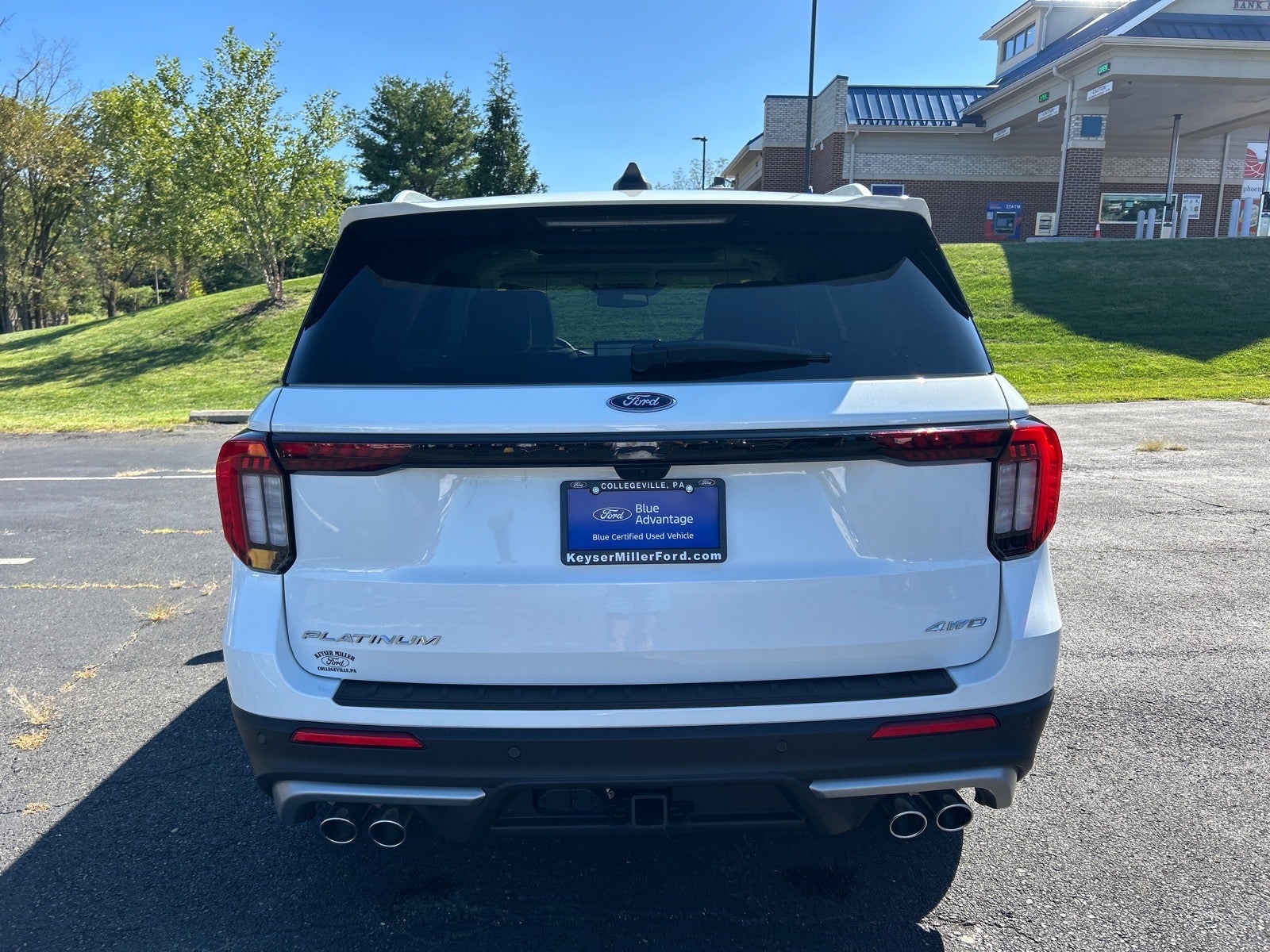2025 Ford Explorer Platinum