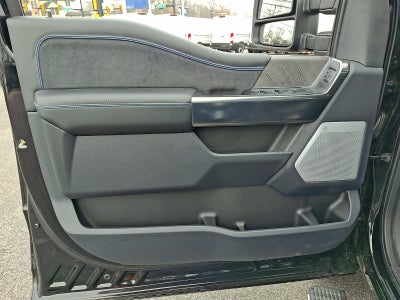 2025 Ford F-250 Platinum