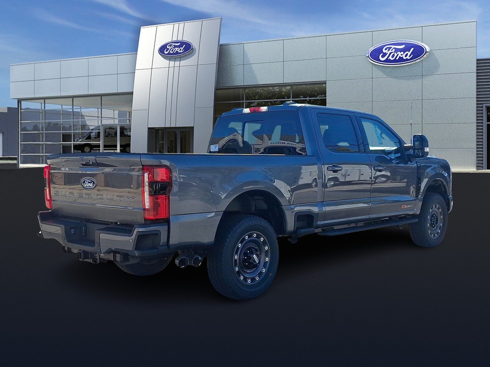 2027 Ford F-250SD XLT