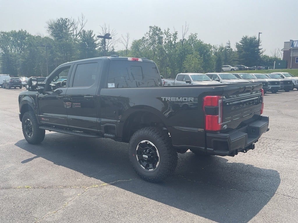 2025 Ford F-350SD Platinum