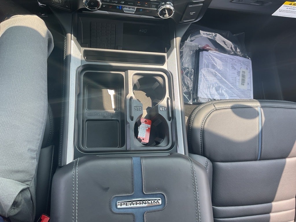 2025 Ford F-350SD Platinum