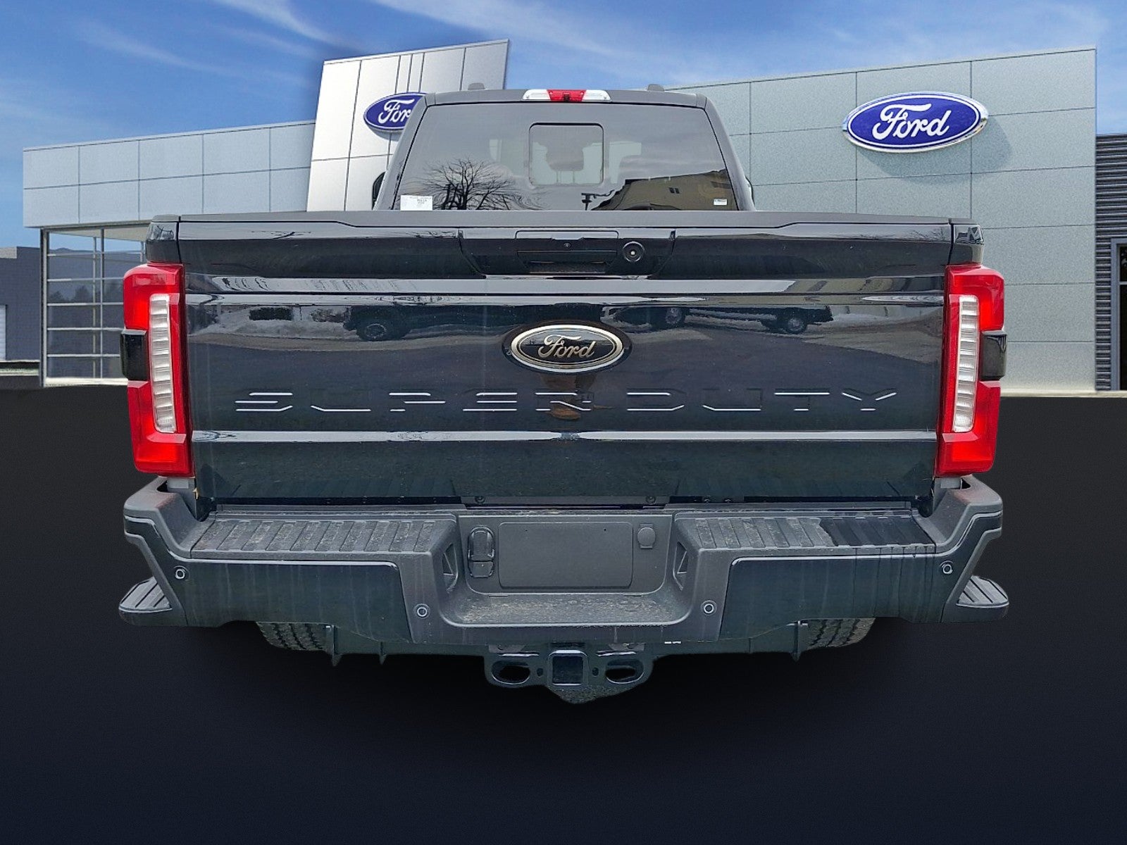 2025 Ford F-350 LARIAT