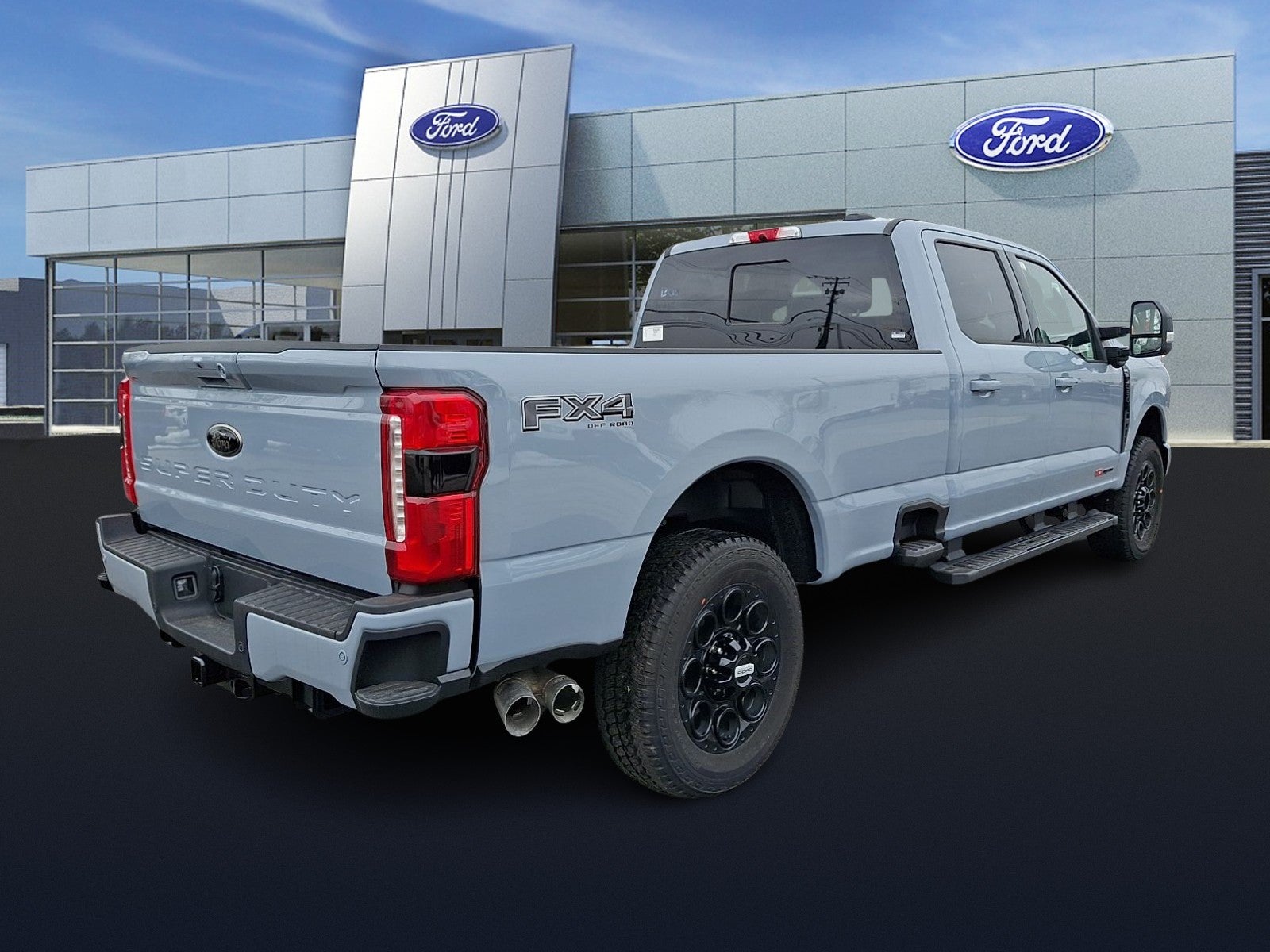 2025 Ford F-350 LARIAT