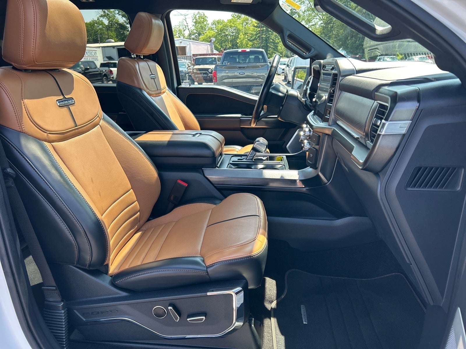 2023 Ford F-150 Platinum
