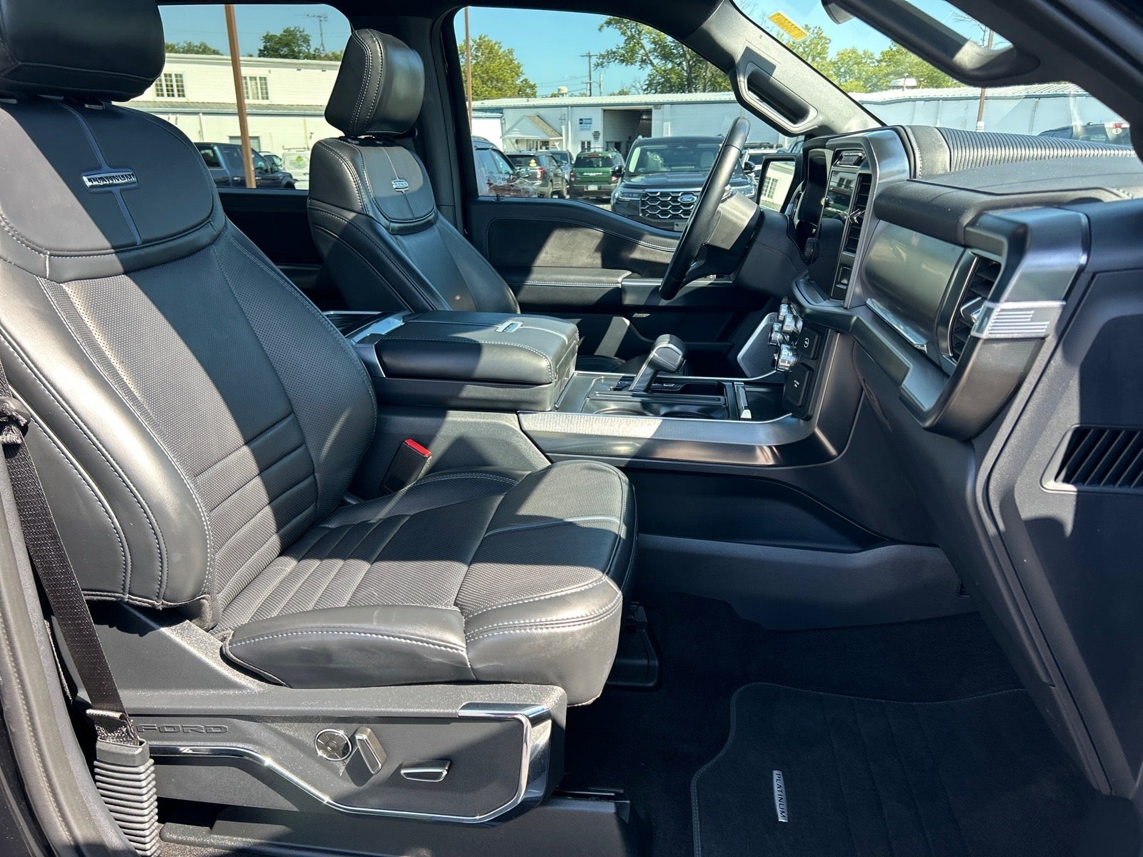 2024 Ford F-150 Platinum