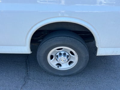 2022 Chevrolet Express 2500 Work Van Cargo