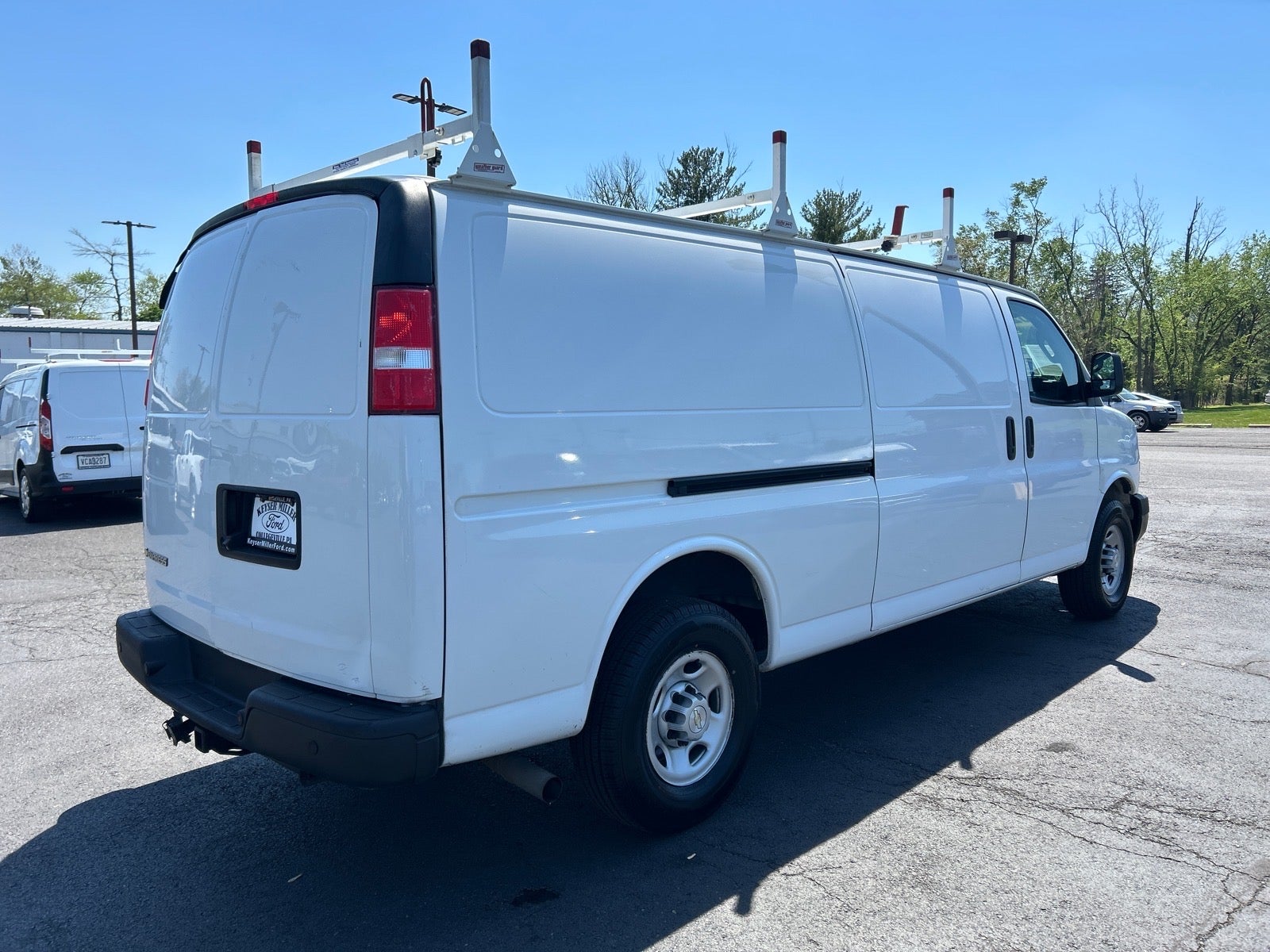 2022 Chevrolet Express 2500 Work Van Cargo