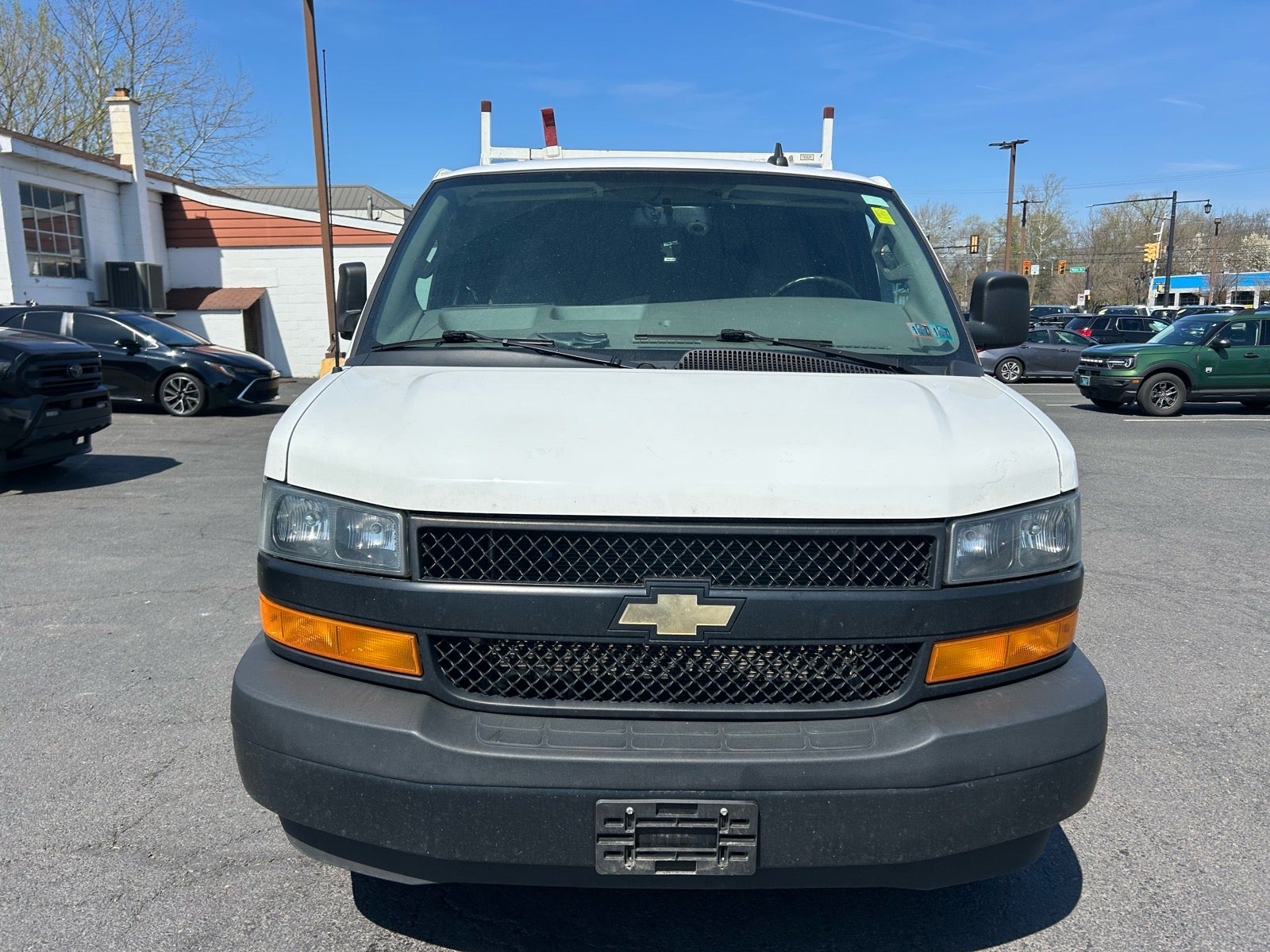 2022 Chevrolet Express 2500 Work Van Cargo