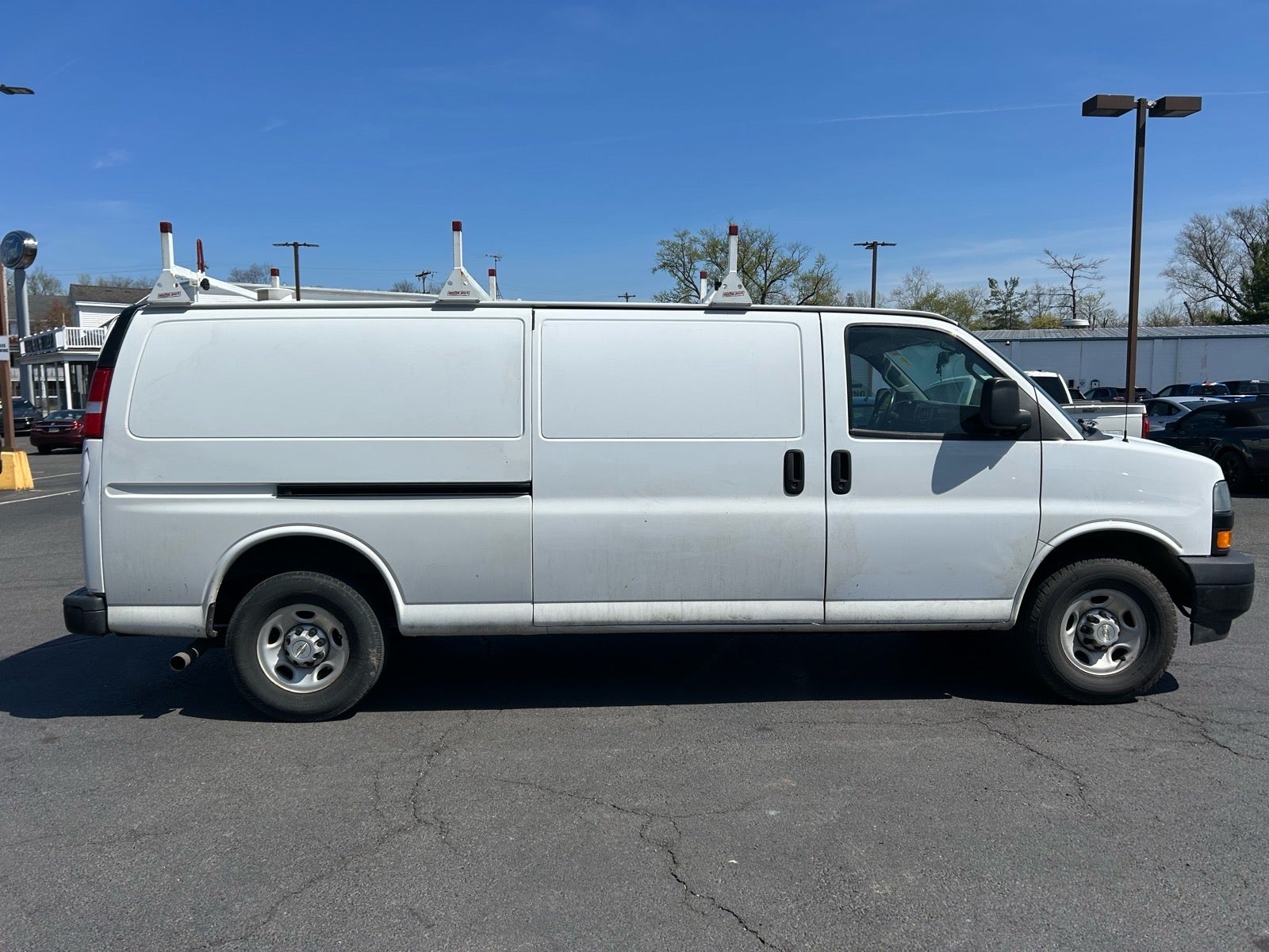 2022 Chevrolet Express 2500 Work Van Cargo
