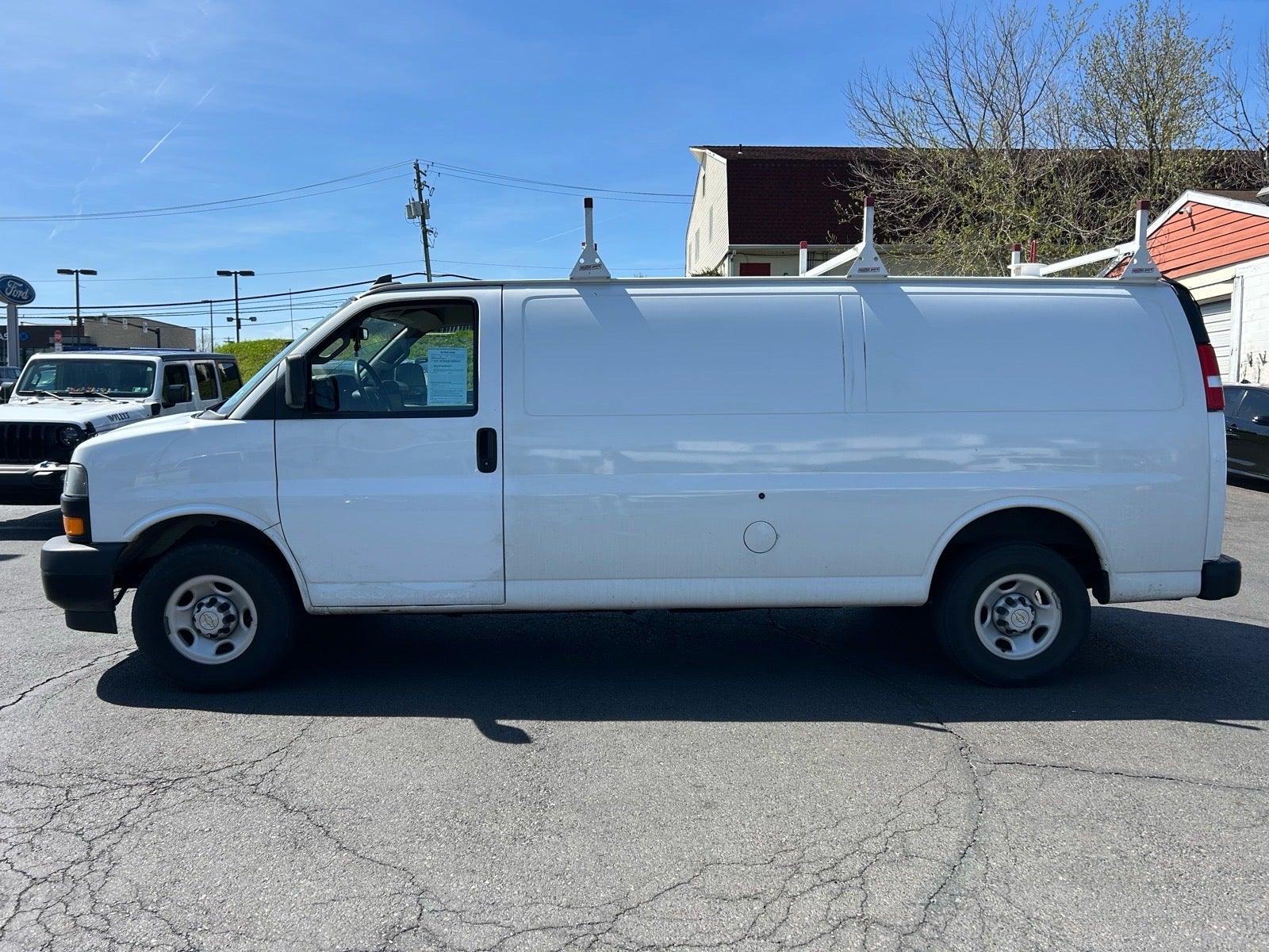 2022 Chevrolet Express 2500 Work Van Cargo