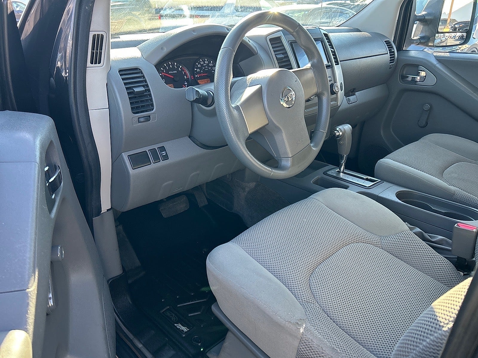 2010 Nissan Frontier SE