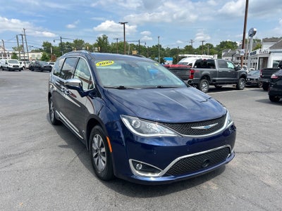 2020 Chrysler Pacifica Hybrid Limited