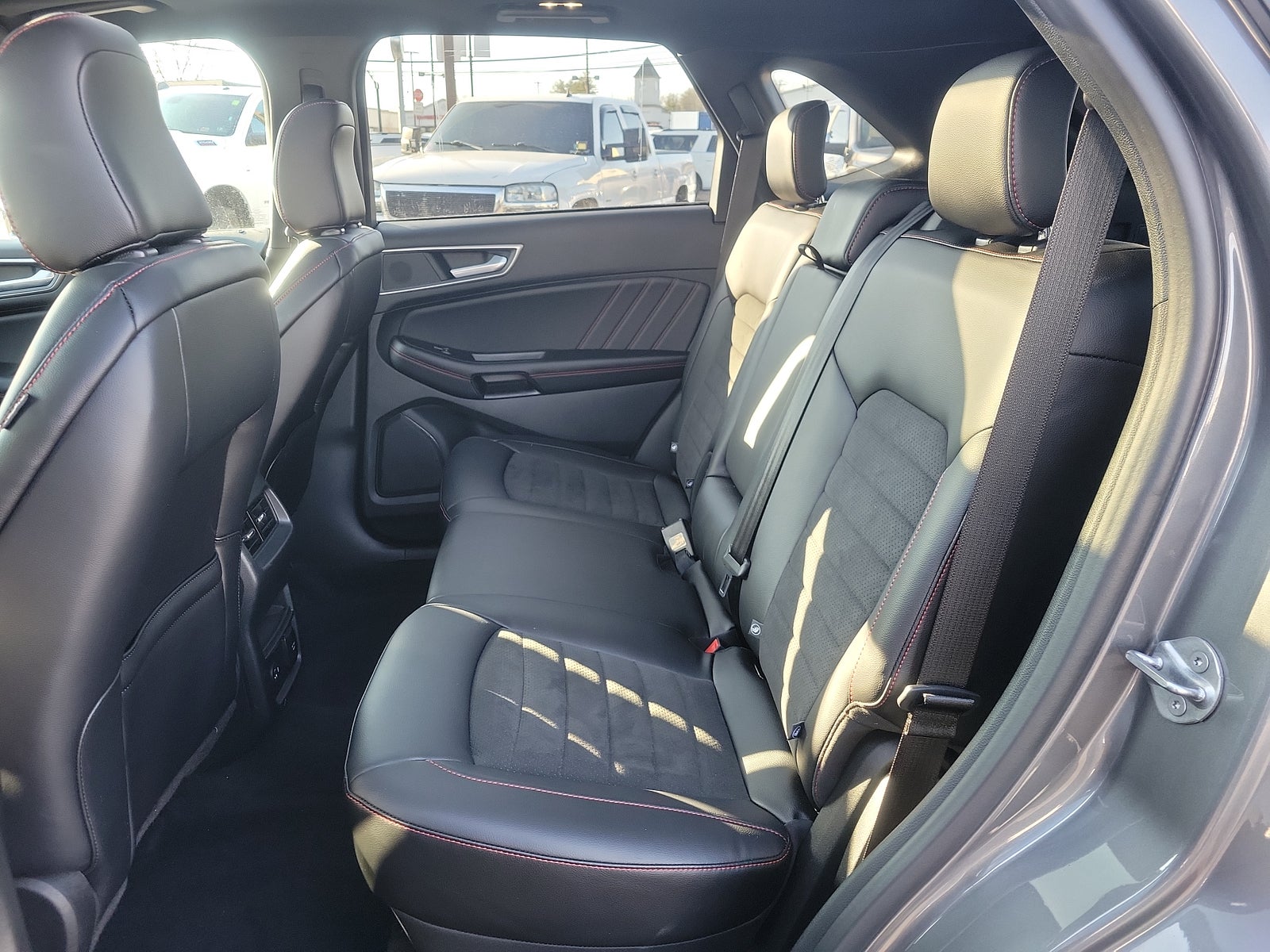 2022 Ford Edge ST-Line