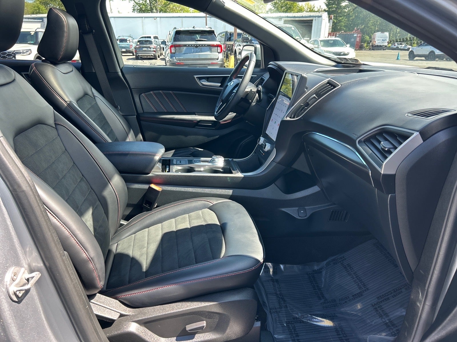 2022 Ford Edge ST Line