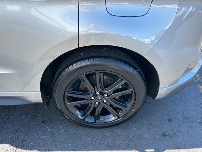 2022 Ford Edge ST Line