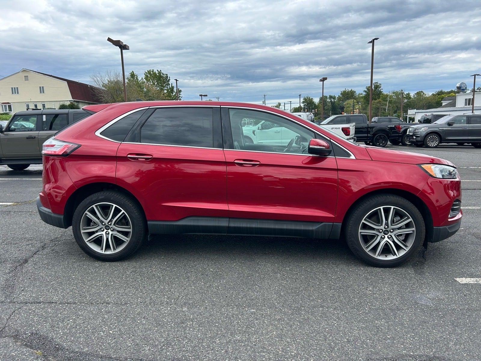 2024 Ford Edge Titanium