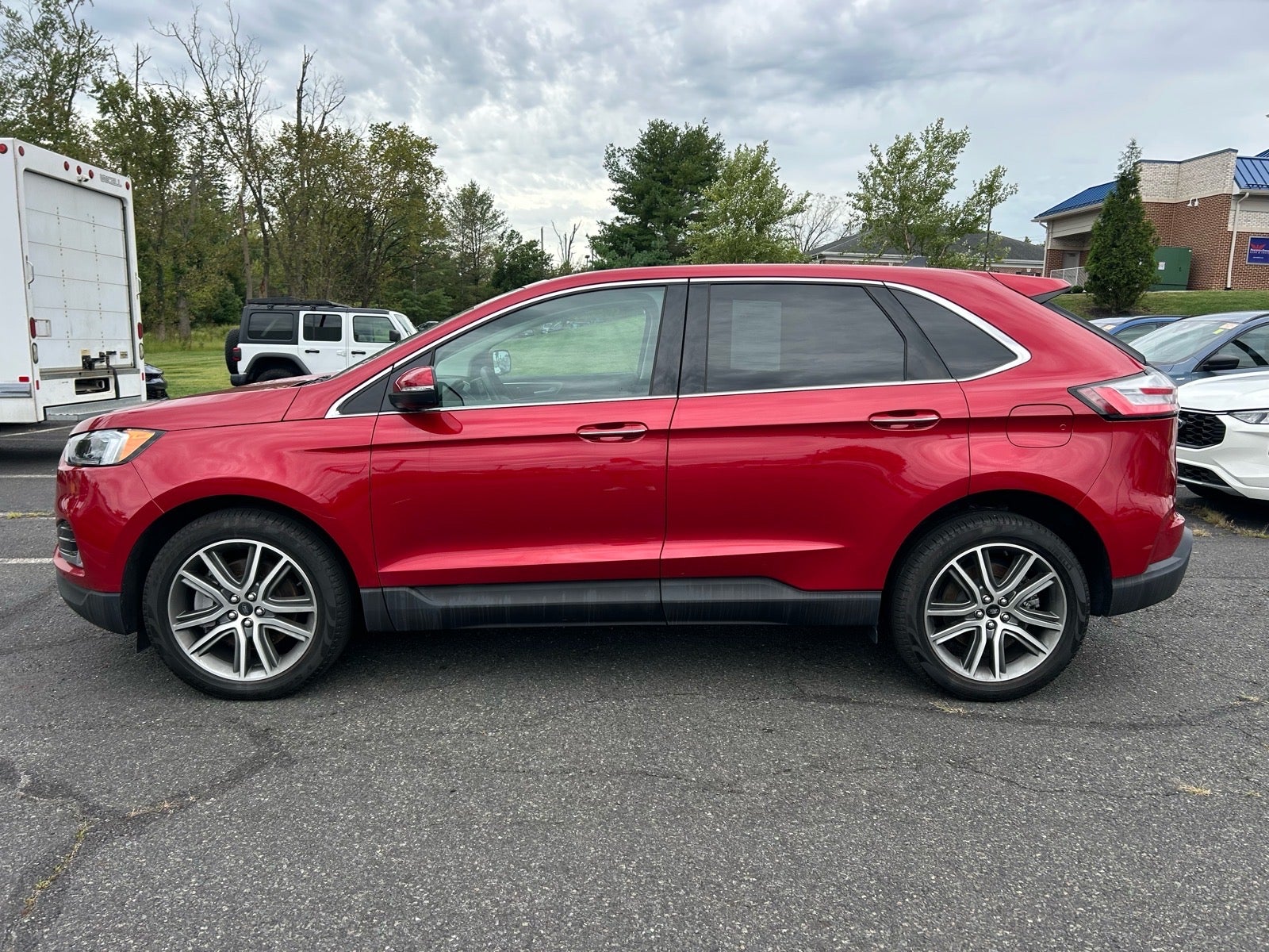 2024 Ford Edge Titanium