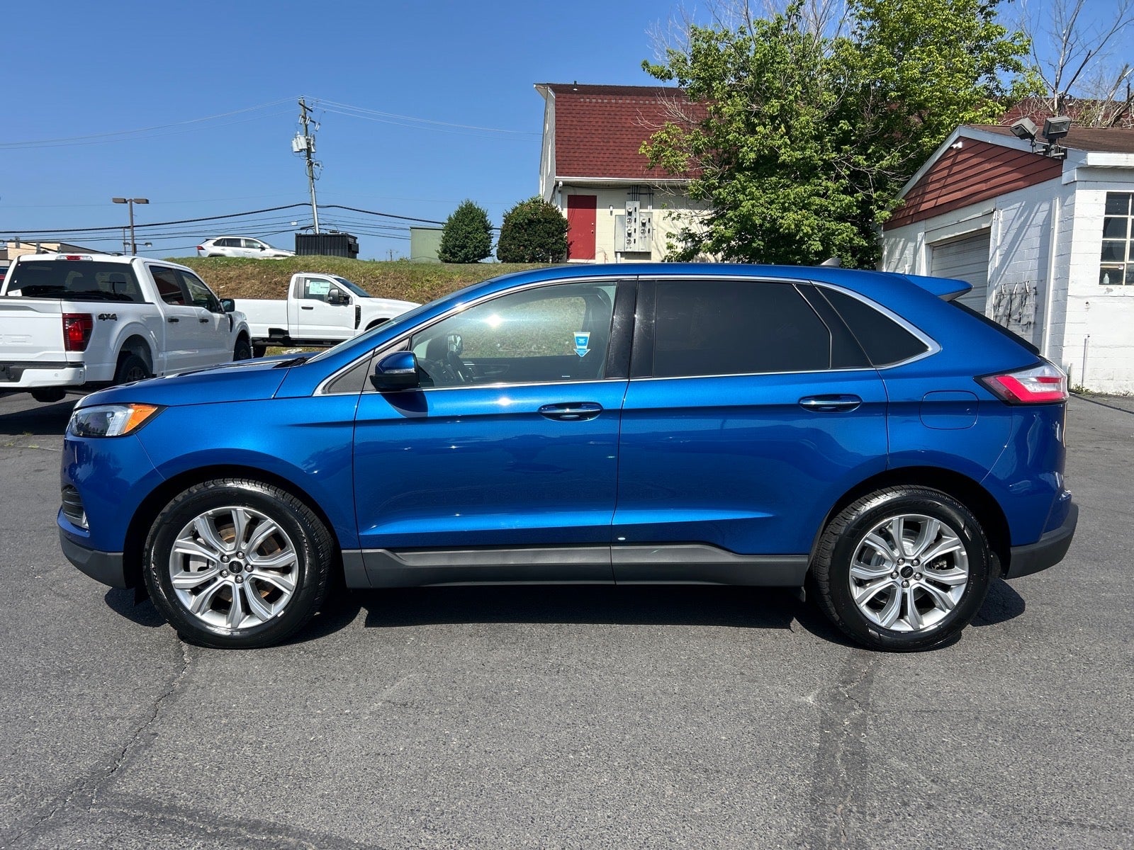 2024 Ford Edge Titanium