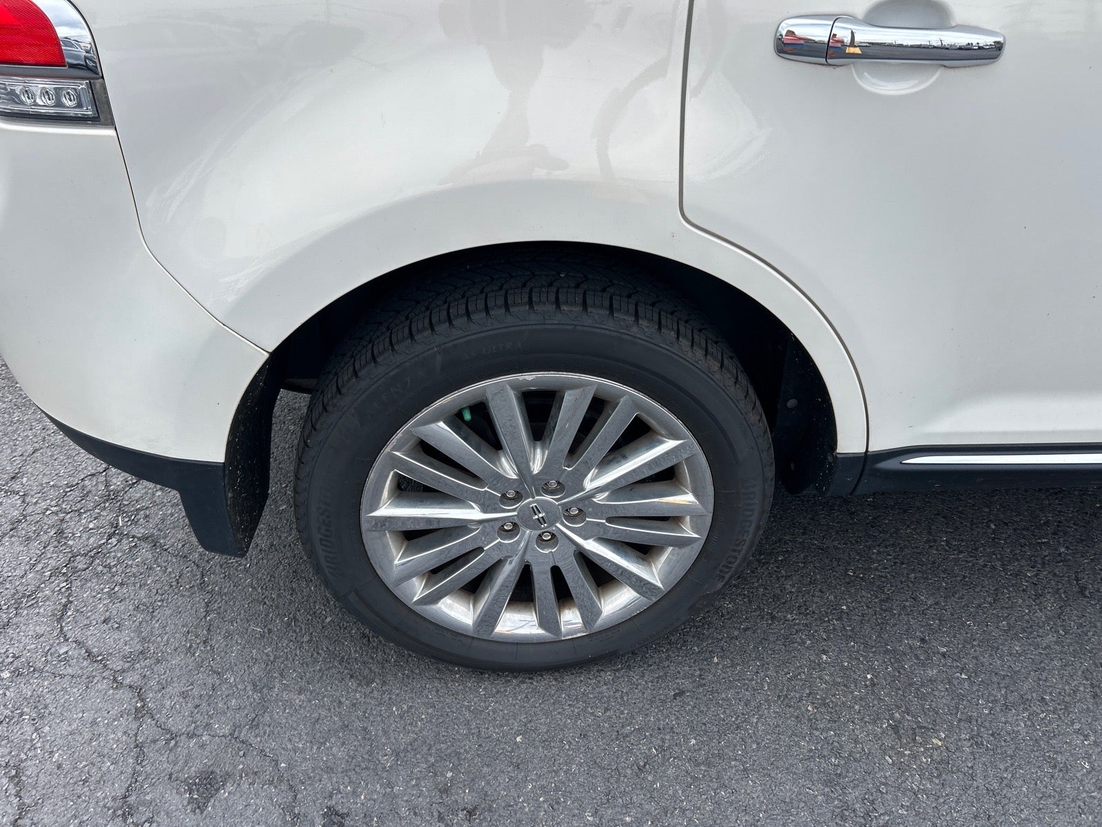 2013 Lincoln MKX Base
