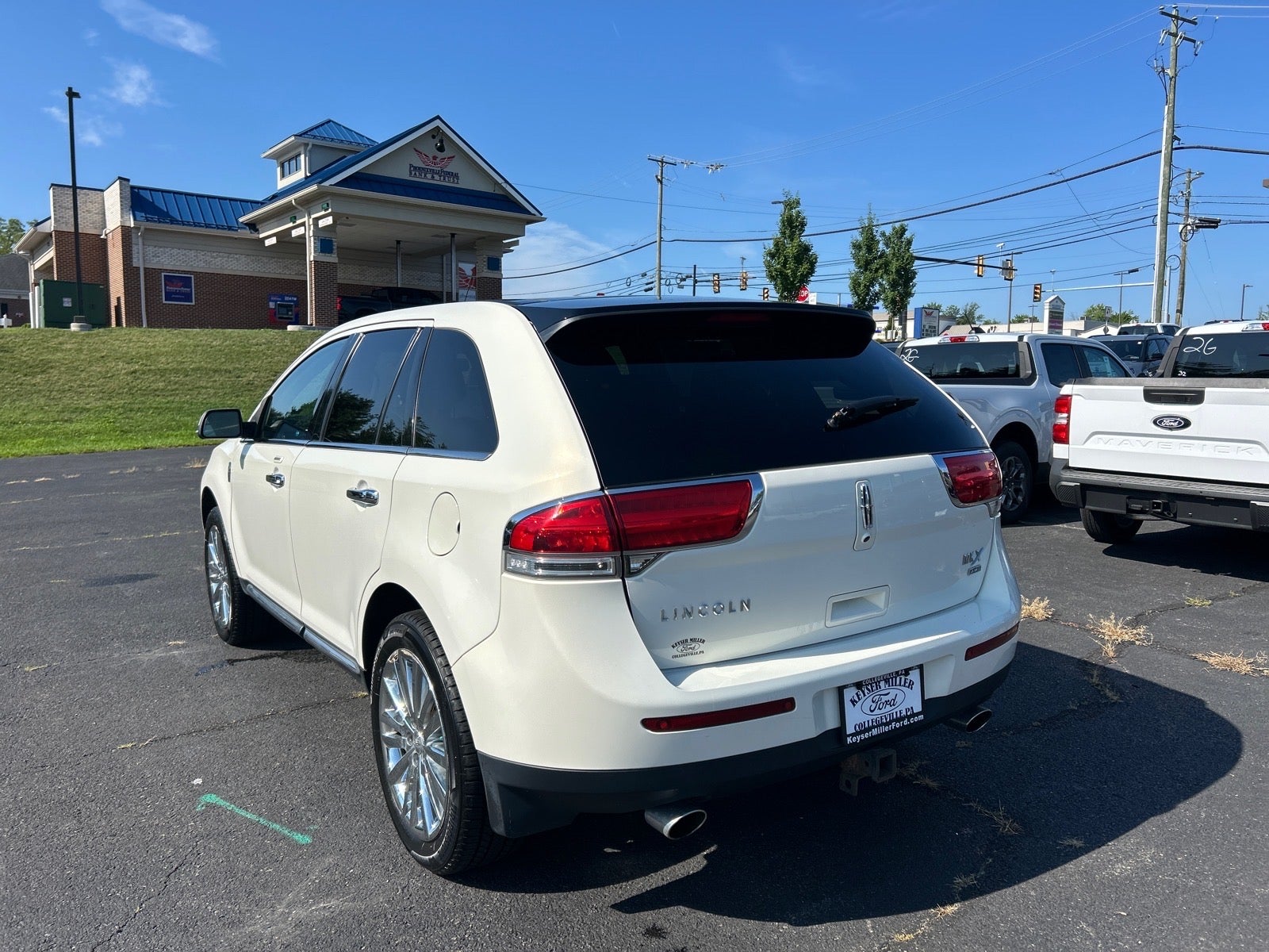 2013 Lincoln MKX Base