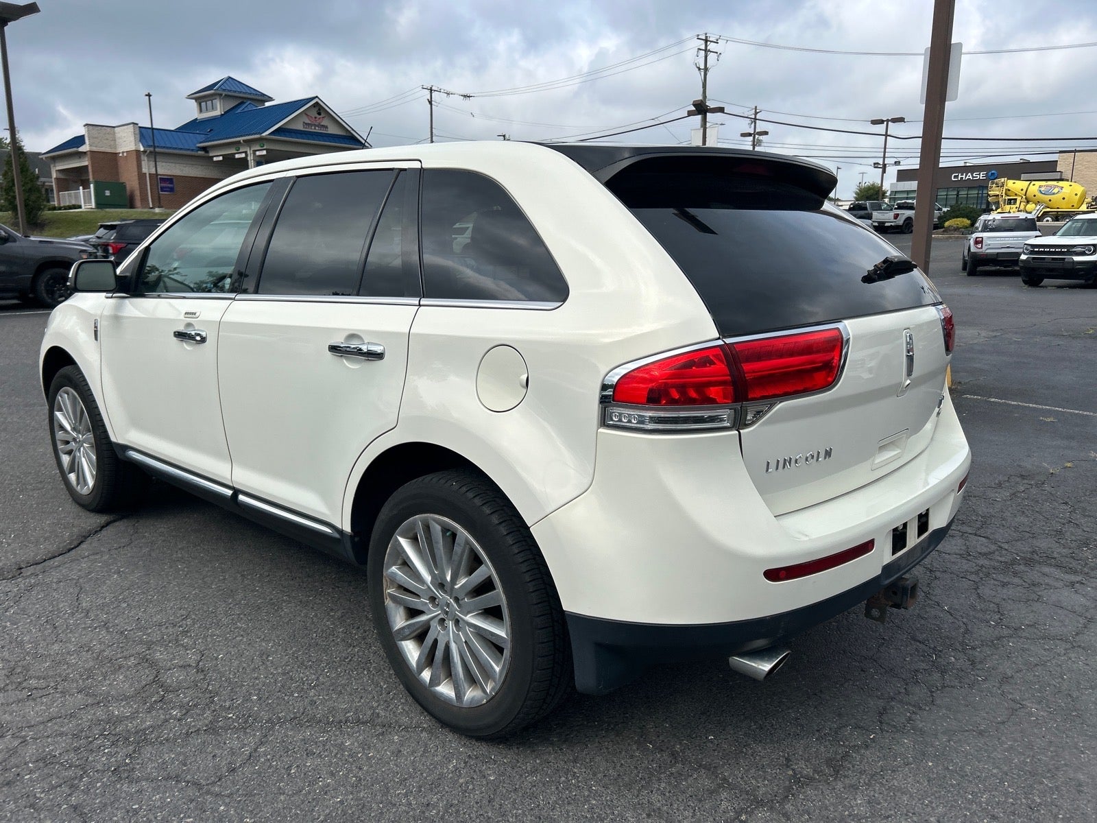 2013 Lincoln MKX Base